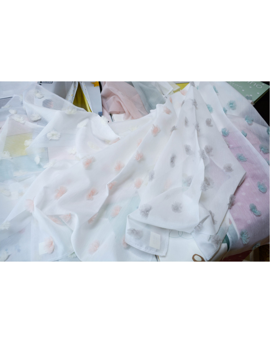 Detská záclona s puntíkom - mentolová, ružová, sivá alebo biela